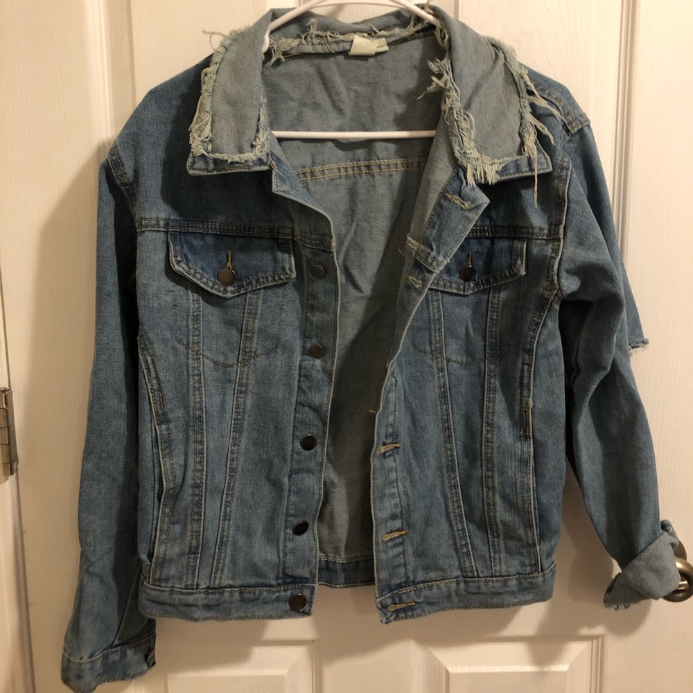 DENIM JACKET (RIPPED ELBOW)